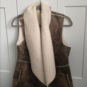 Sherpa vest